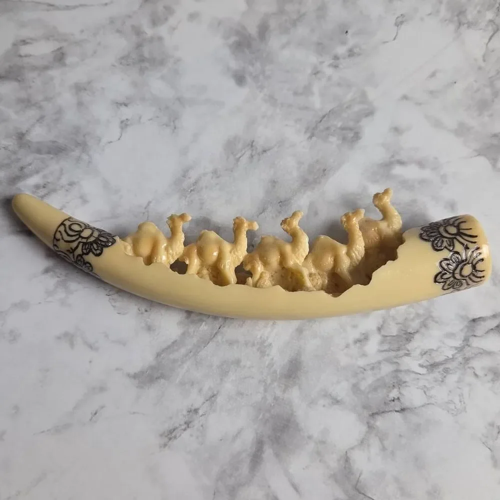 Faux‎ Ivory Camel Carving Decor